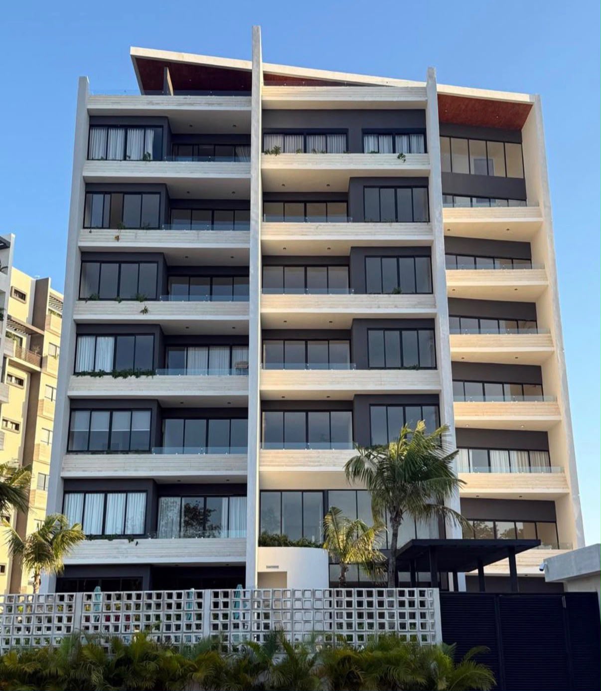 Departamento en venta en Residencial Vía Cumbres, Edificio Zolé foto 1