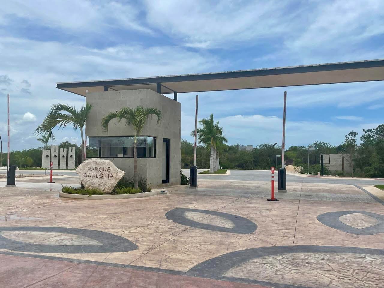 Terreno en venta en Residencial Lausana, Parque Carlota foto 1
