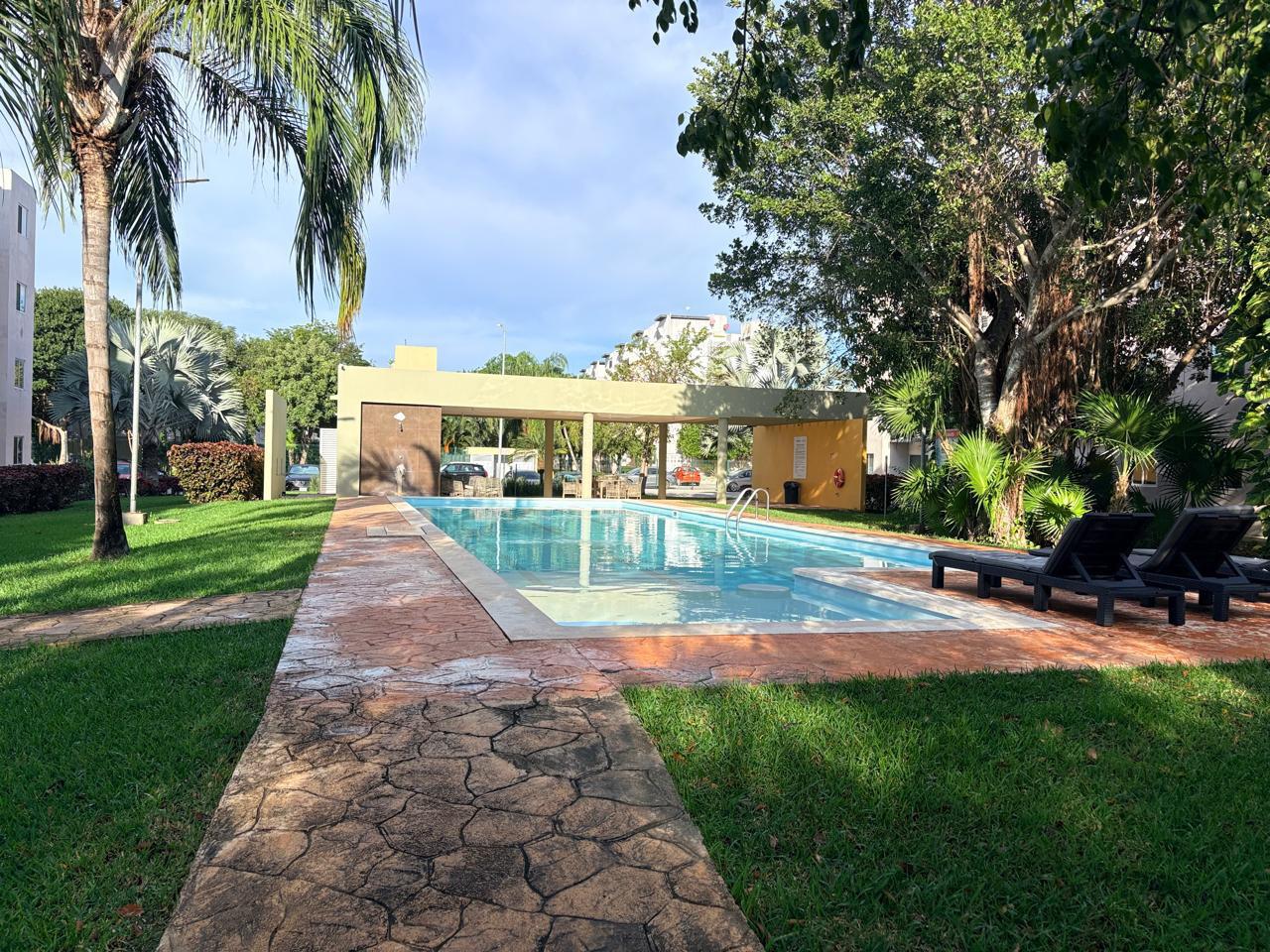 Departamento en renta en Cancún foto 1