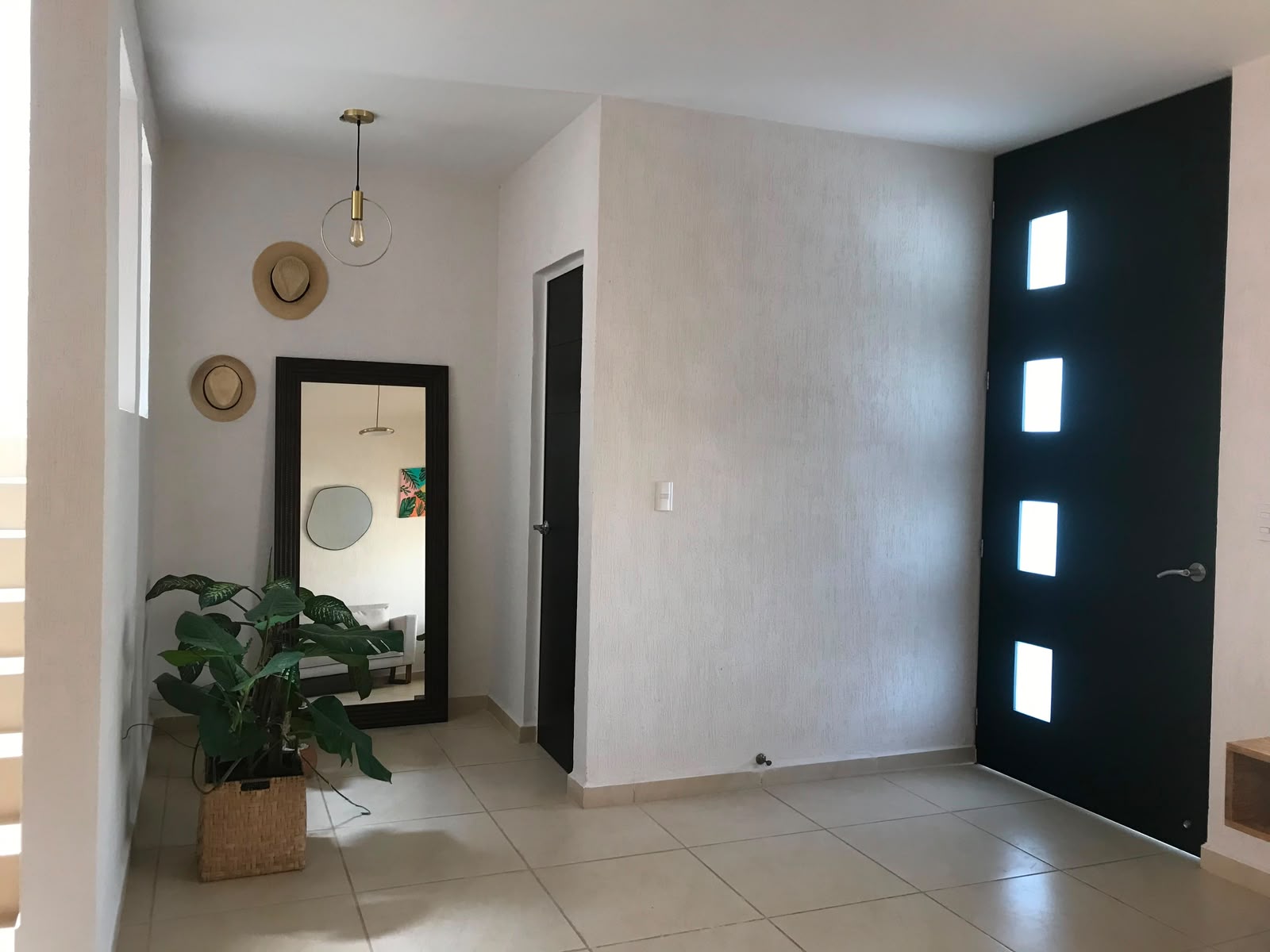 Casa en renta en Jardines 4, Av. 135 foto 1