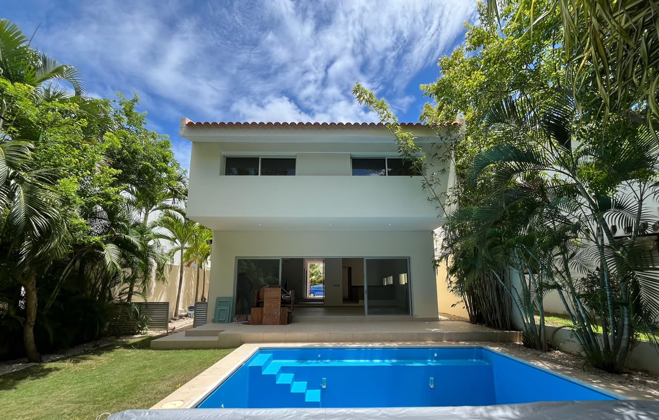 Casa en venta en Lagos del Sol foto 1
