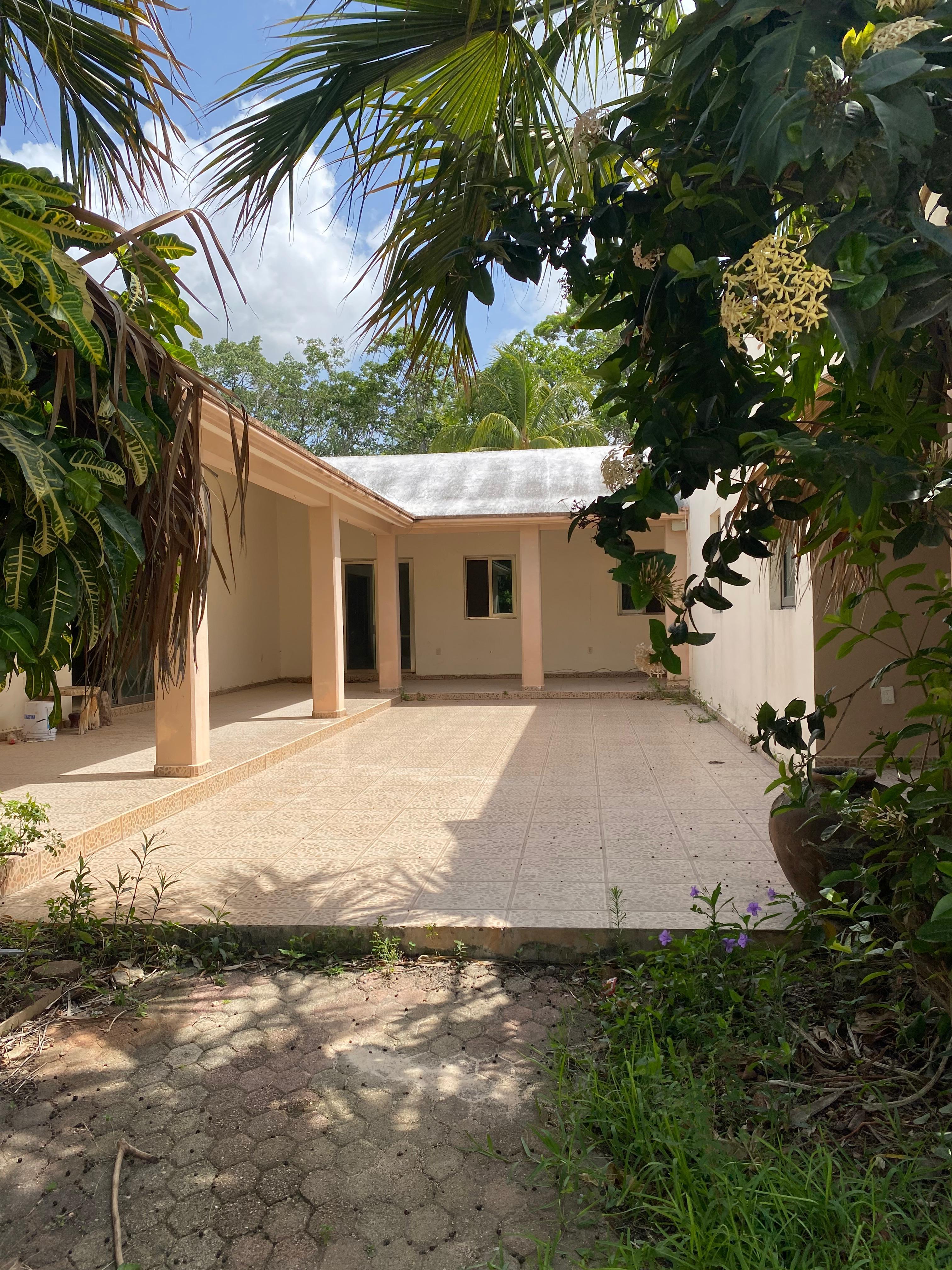 Casa en venta en Avenida Colegios foto 1