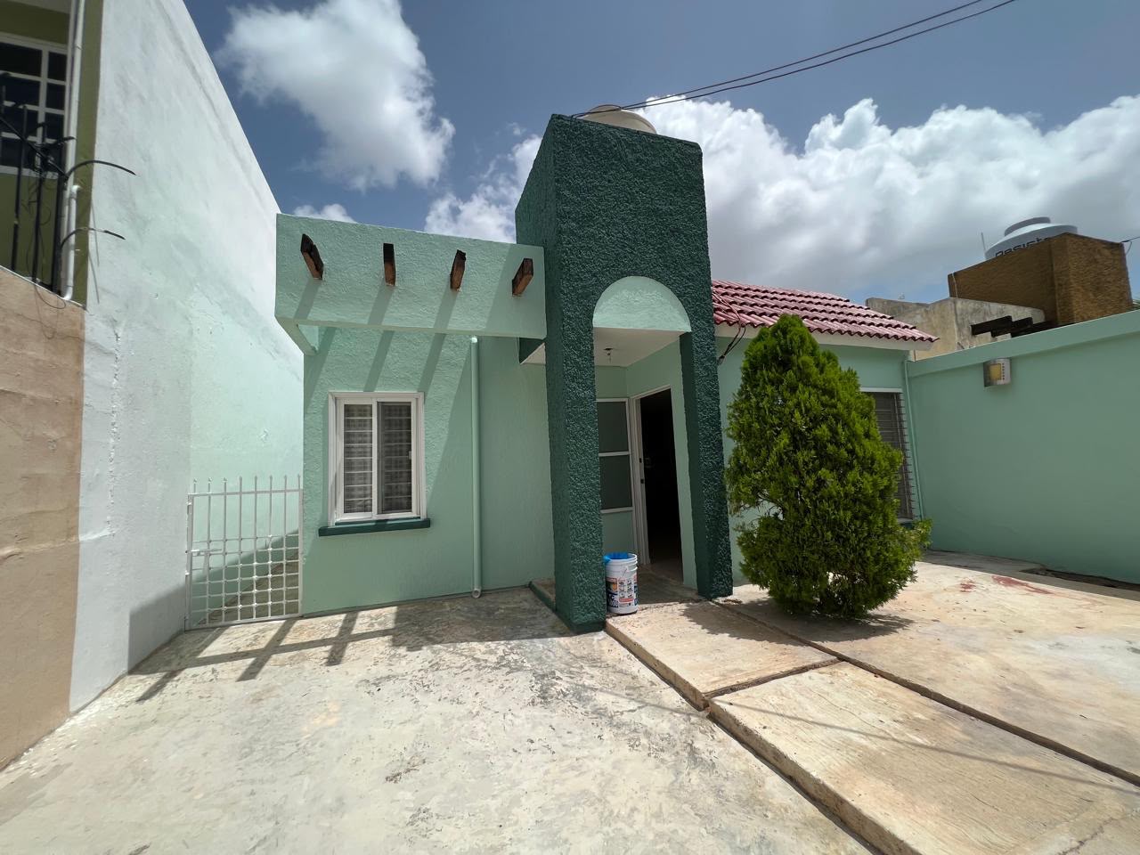 Casa en renta en Kohunlich y Av. La Luna foto 1