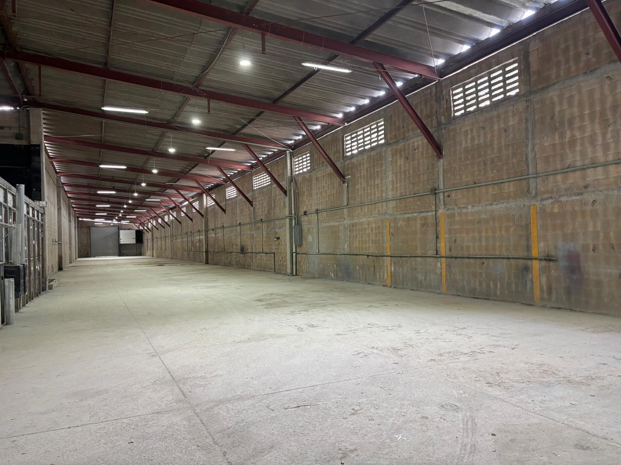 Bodega en renta en Boulevard Luis Donaldo Colosio foto 1