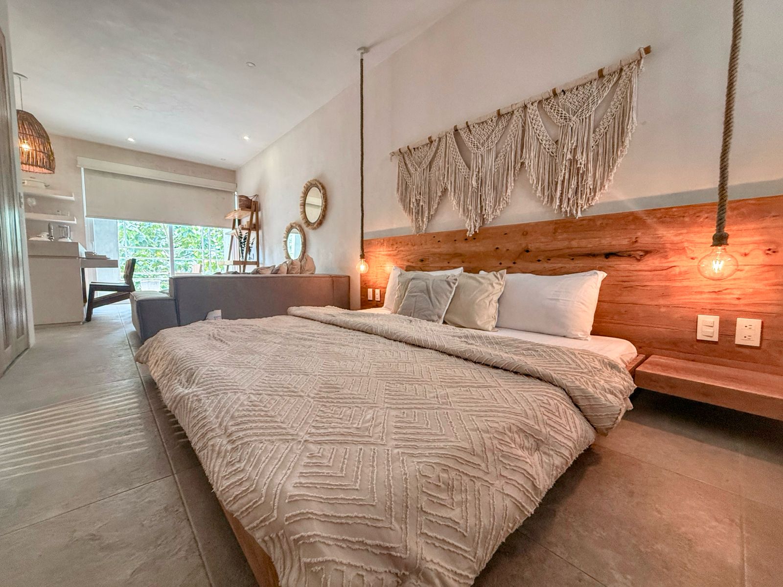 Estudio monoambiente en venta en La Veleta foto 1