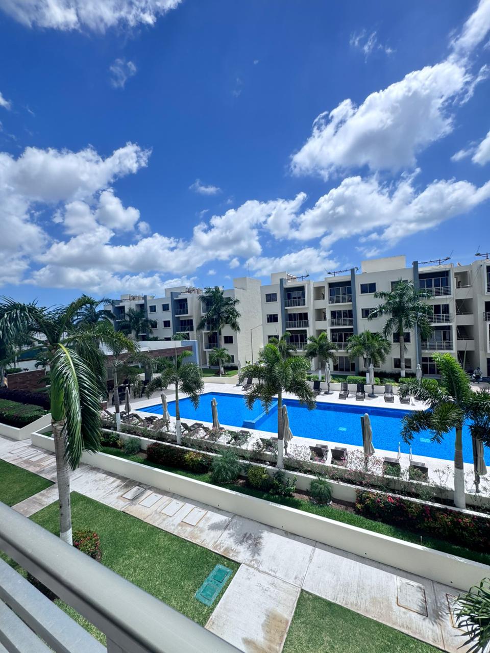 Departamento en venta en Avenida Huayacán foto 1