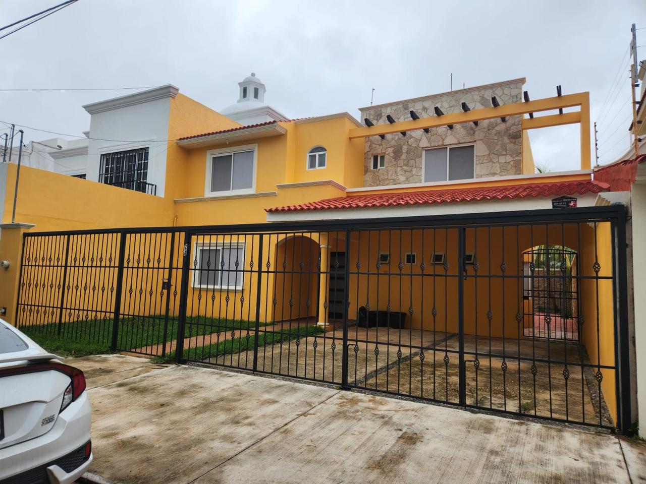 Casa en renta en Avenida Huayacán, MZ 17 foto 1