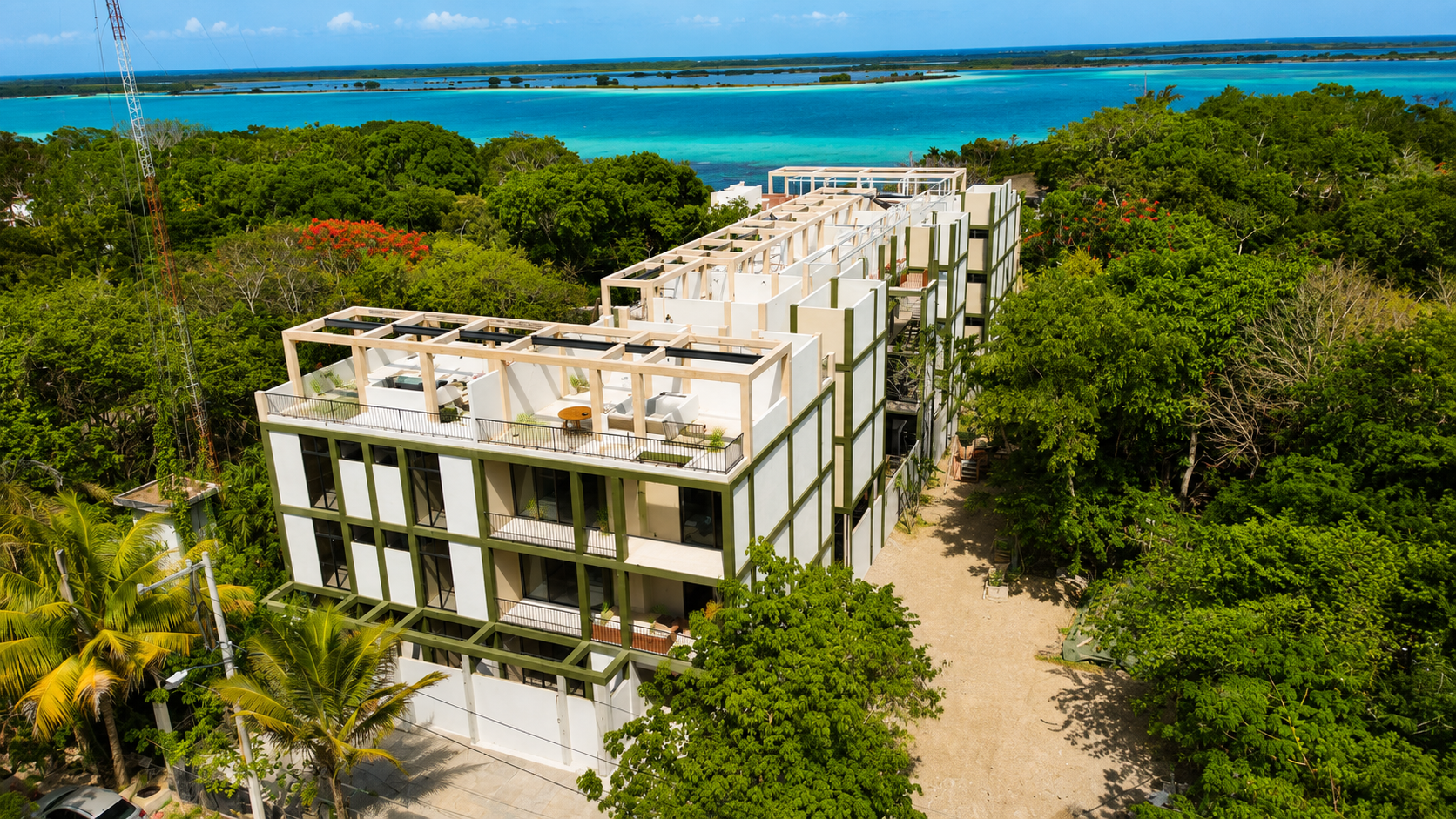 Departamento en venta en Avenida costera frente al Cenote Negro foto 1