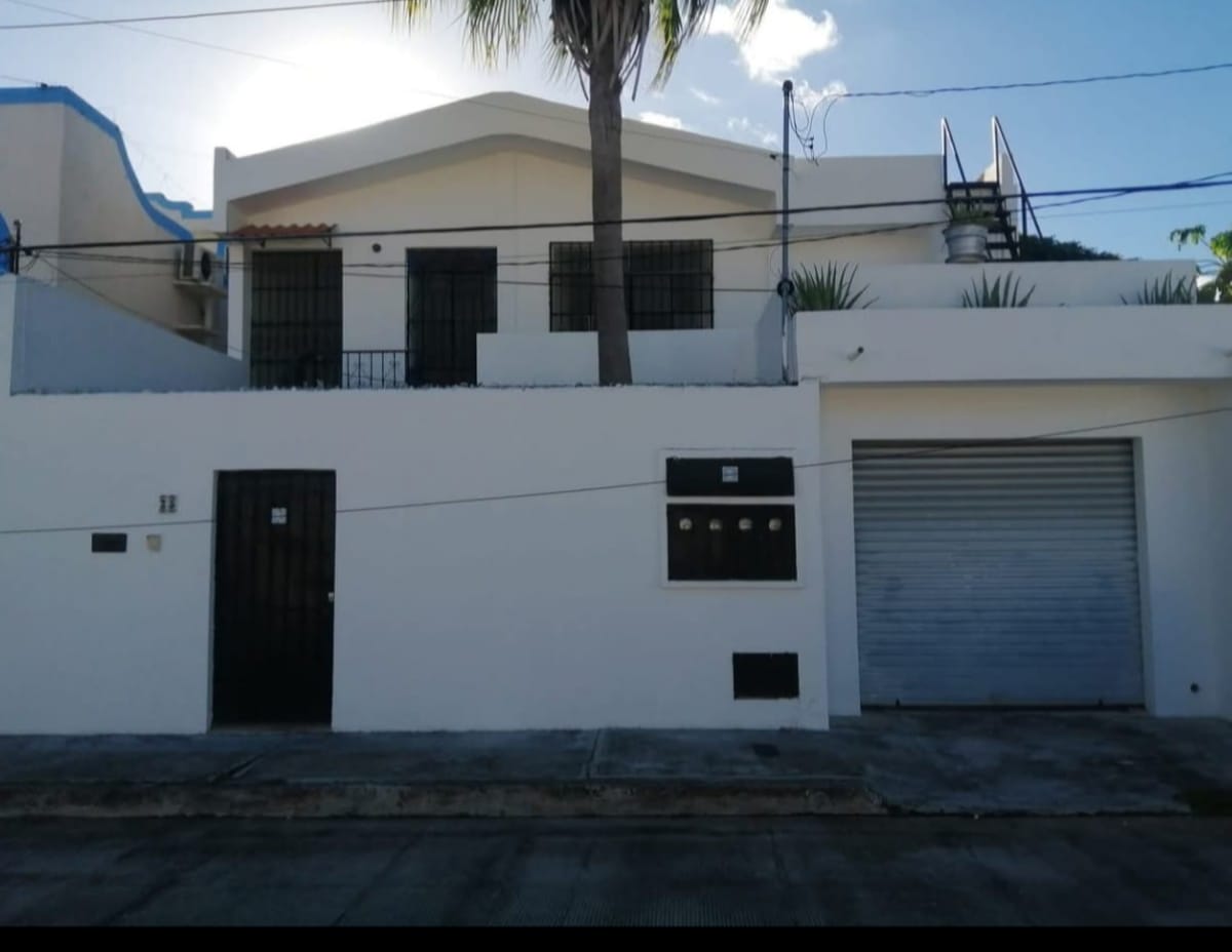 Inmueble para inversionistas en venta en SM 27 (Av. Palenque y Av. Chichén Itzá) foto 1