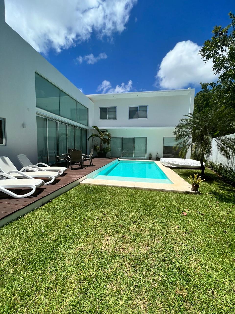 Casa Residencial en venta en Residencial Cumbres foto 1