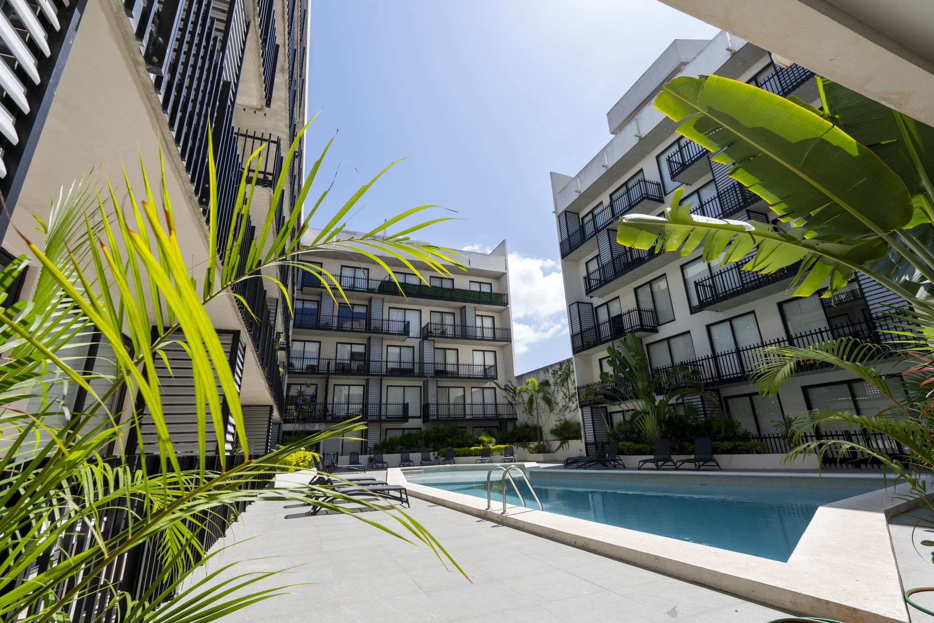 Urban Towers — instalaciones y espacios, foto 4