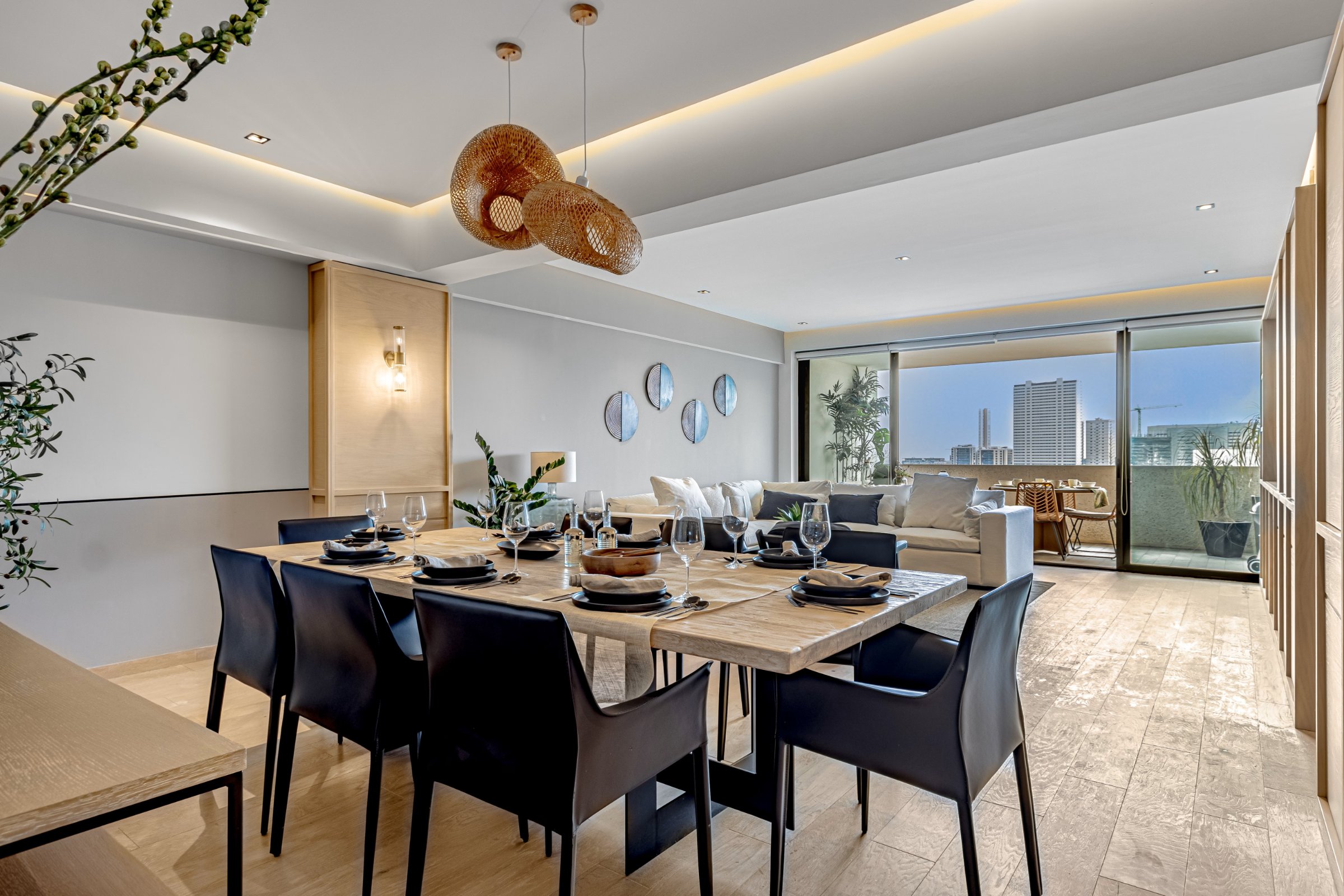 Departamento en venta, en Huixquilucan, Estado de México, 2 recámaras, 3 baños — Departamento en Venta en Interlomas, 179 m2 - Balcón - Amenities Tipo Resort !