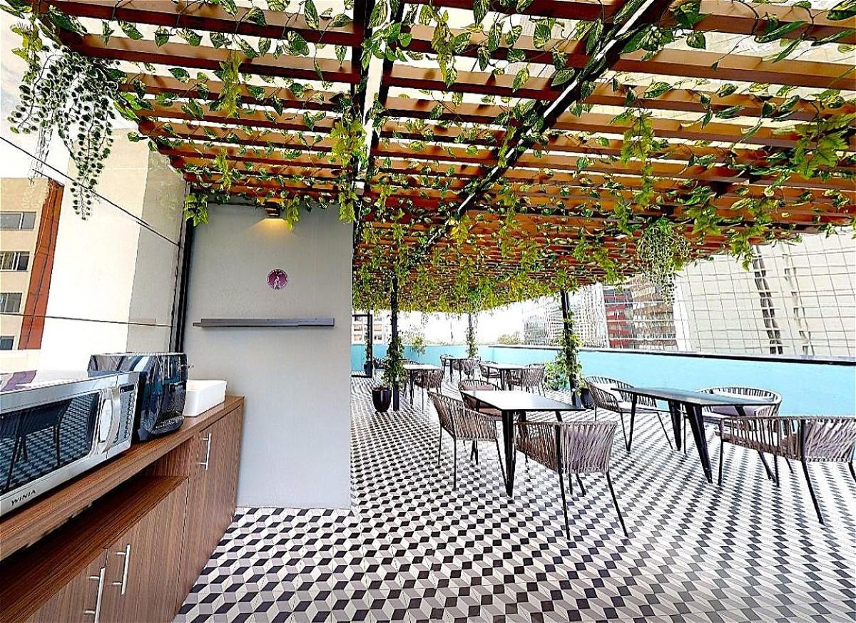 Comercial en renta, en Miguel Hidalgo, Ciudad de México, 2 baños — Oficina en Renta en Polanco, CDMX - Amueblada, Capacidad hasta 8 Personas (foto 2)