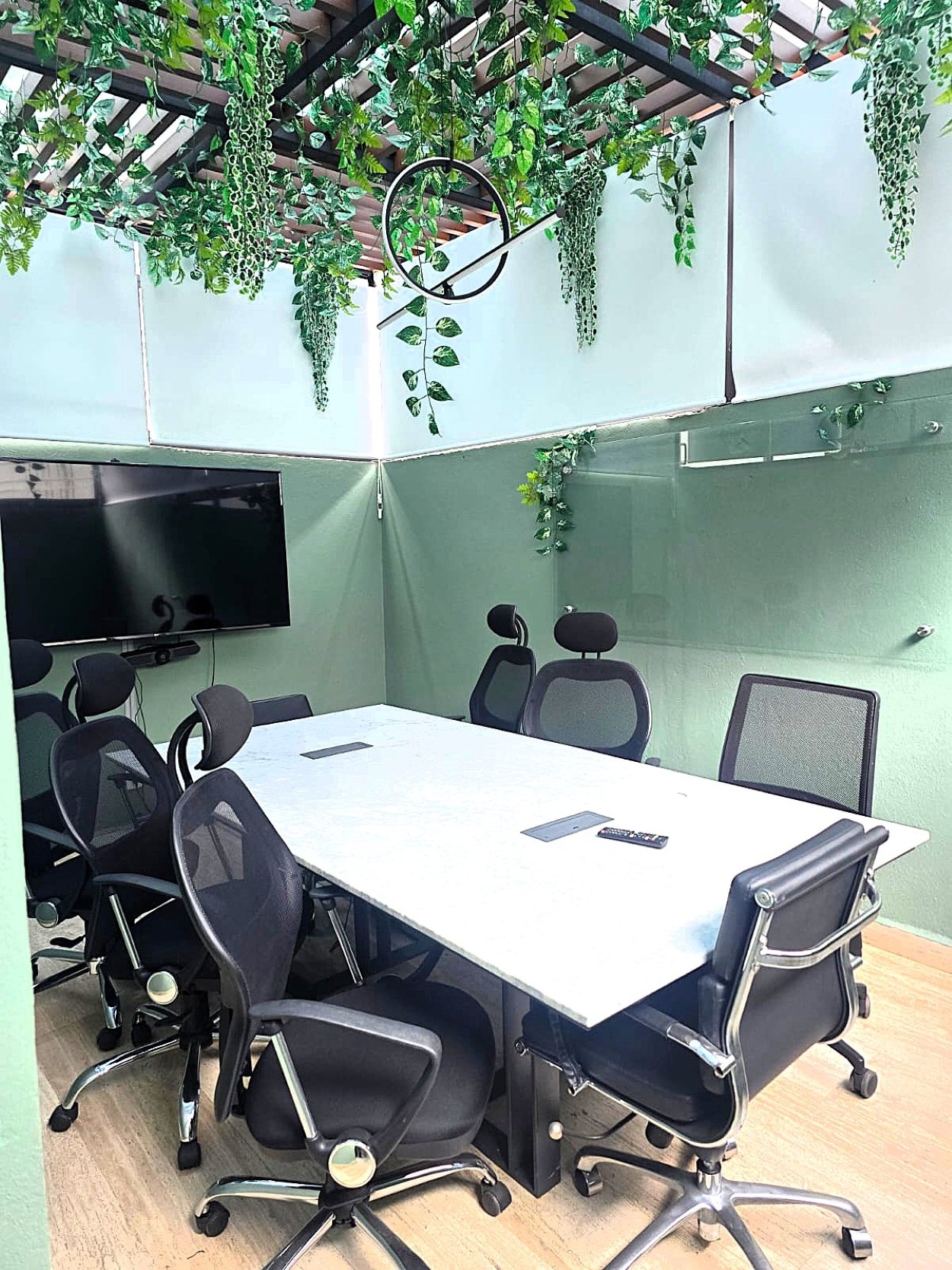 Comercial en renta, en Miguel Hidalgo, Ciudad de México, 2 baños — Oficina en Renta en Polanco, Campos Elíseos, CDMX - Amueblada- de 141 m2 ! (foto 2)