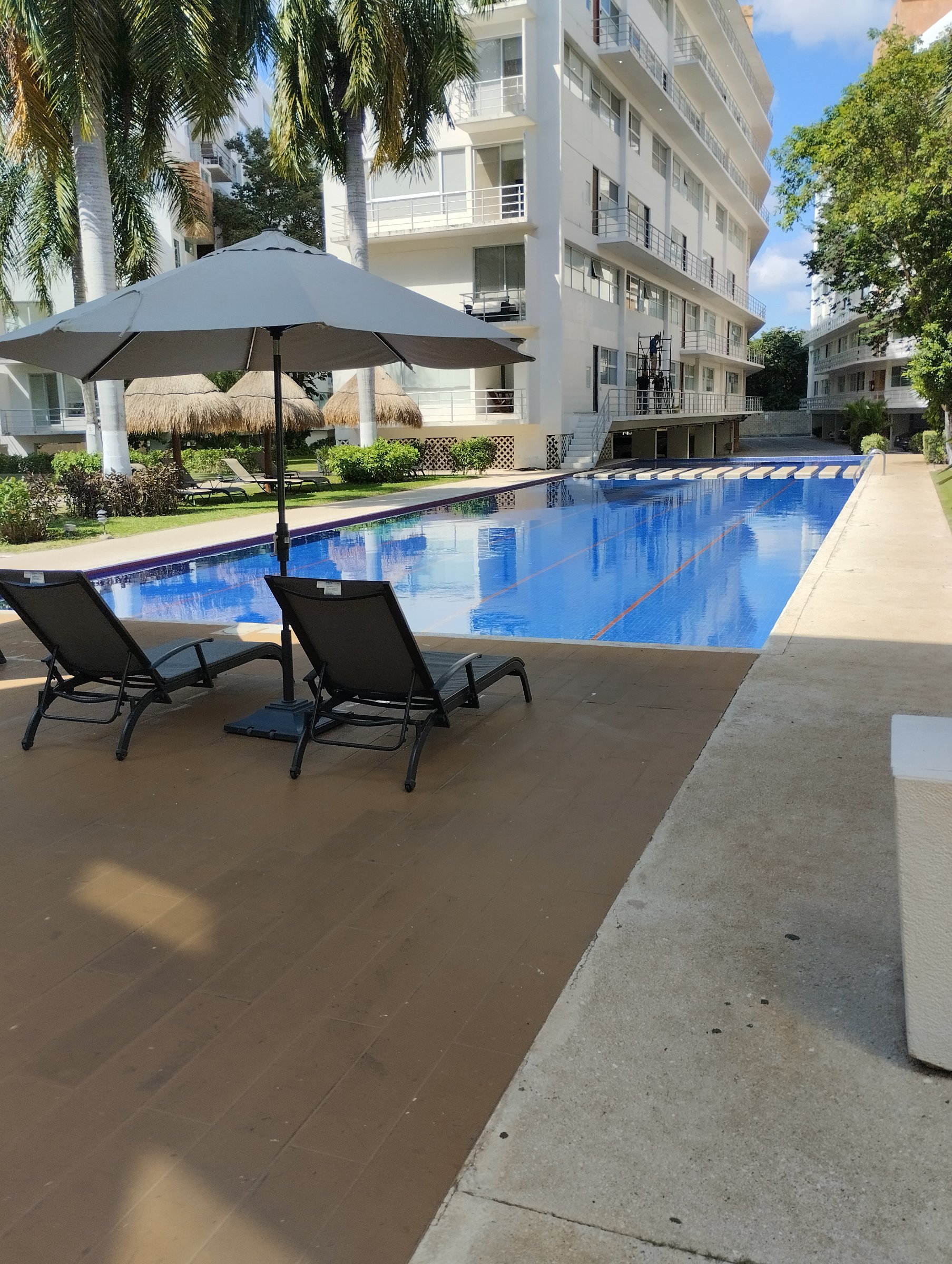 Departamento Amueblado en Tziara Cancun SM 16, Seguridad, Alberca 17