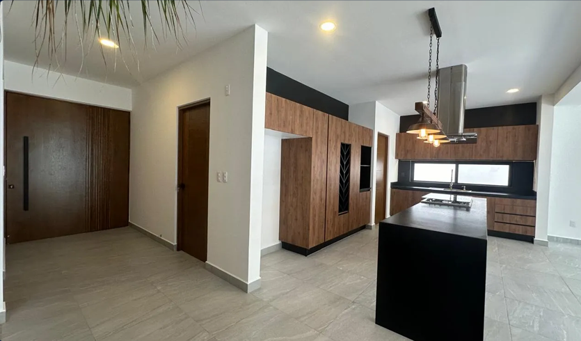 Residencia en Renta Vía Cumbres 5