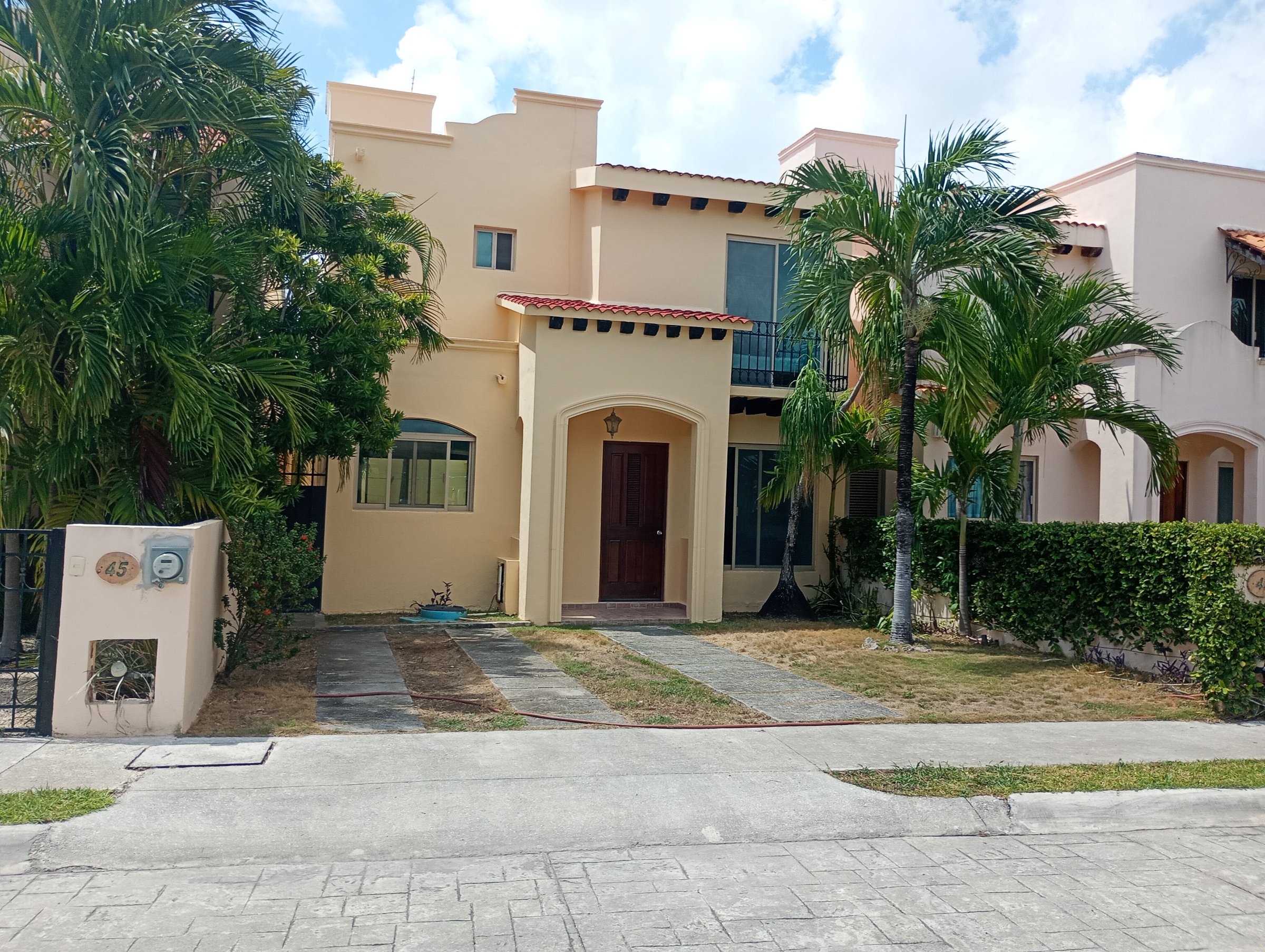 Casa en renta, en Cancún, Quintana Roo, 3 recámaras, 3 baños — Casa en Renta en  Cancún (foto 2)