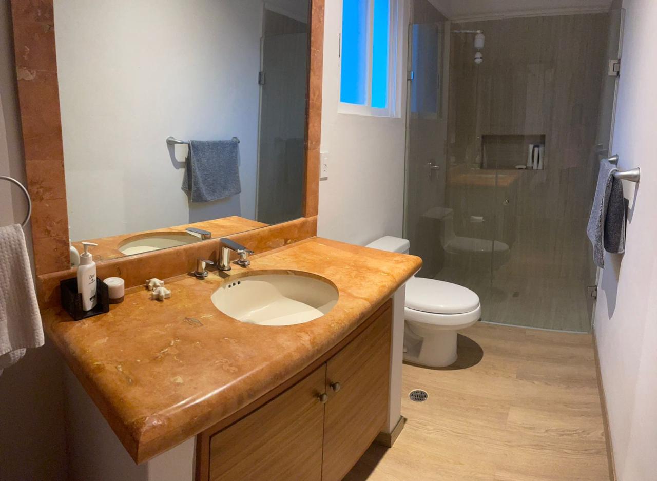 Departamento en renta, en Cancún, Quintana Roo, 3 recámaras, 2 baños — Departamento de lujo en Renta en Cancún Amueblado  (foto 2)