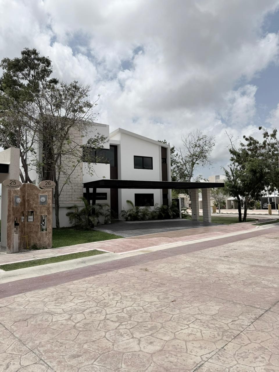 Casa en venta, en Cancún, Quintana Roo, 4 recámaras, 4 baños — Casa en Venta y Renta en Cancún (foto 2)