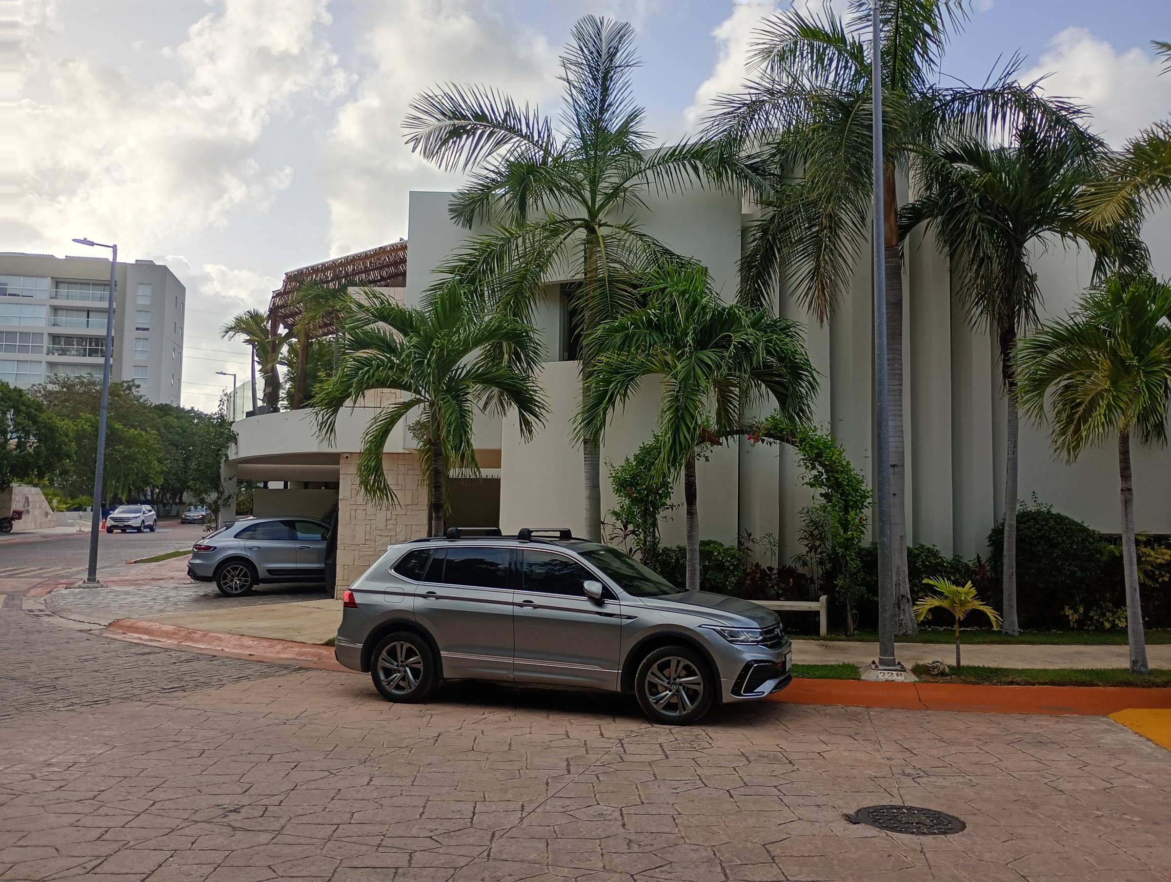 Casa en venta, en Cancún, Quintana Roo, 3 recámaras, 4 baños — Casa en Venta en Cancún Cumbres  (foto 2)