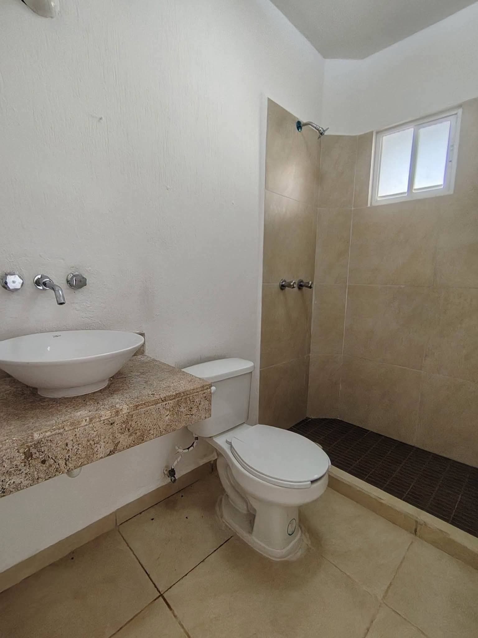 Casa en Venta y Renta en Jardines del Sur 4, Benito Juárez 13