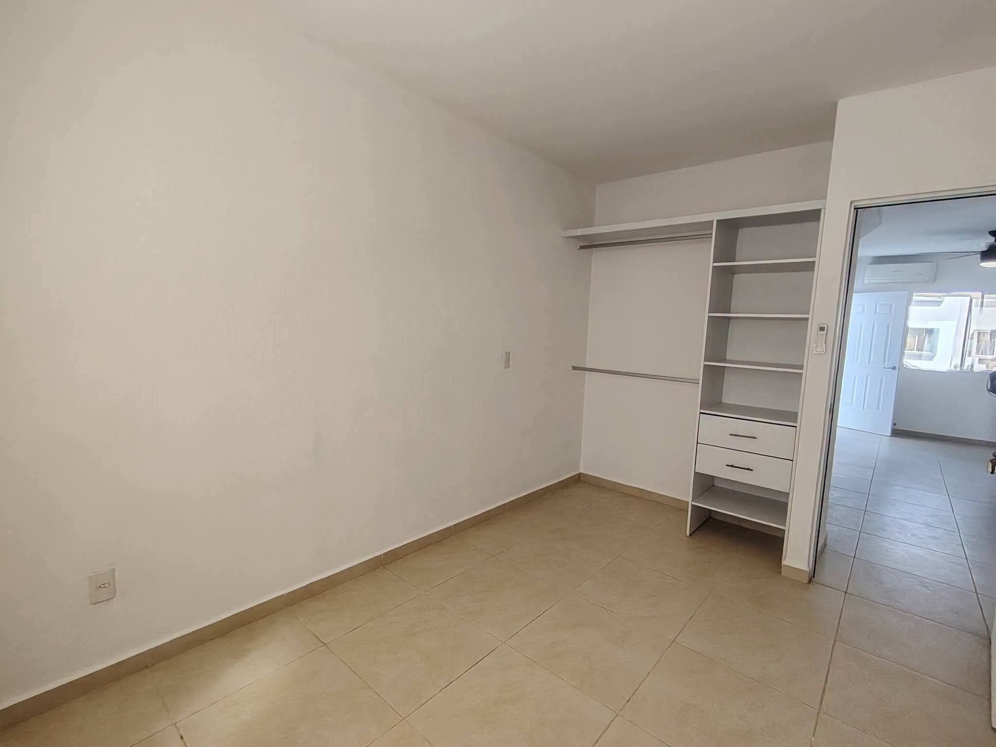 Casa en Venta y Renta en Jardines del Sur 4, Benito Juárez 15