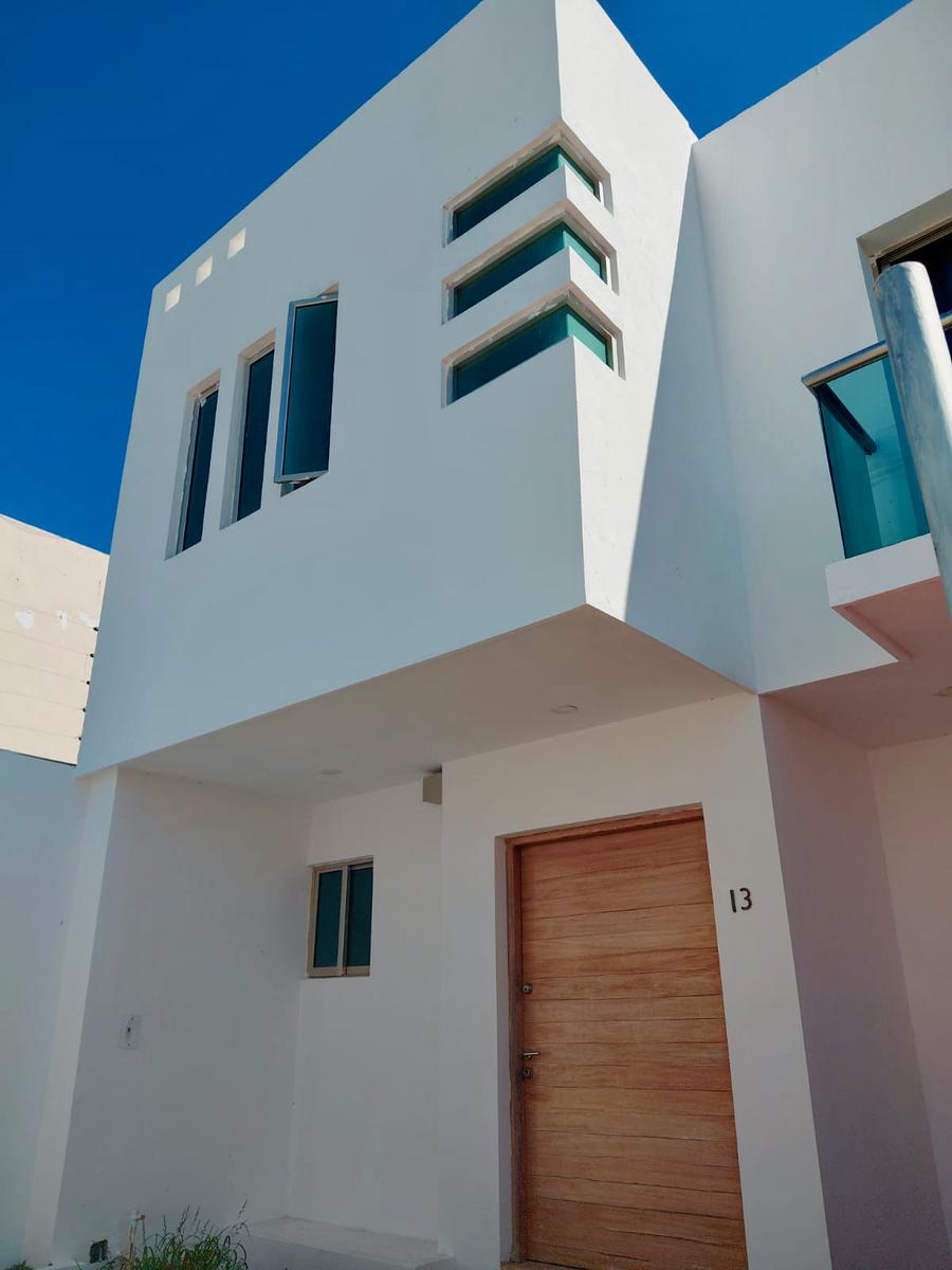 Casa en renta, en Cancún, Quintana Roo, 4 recámaras, 4 baños — Casa en Renta en Fraccionamiento Arboledas, SM 500, Cancún (foto 2)
