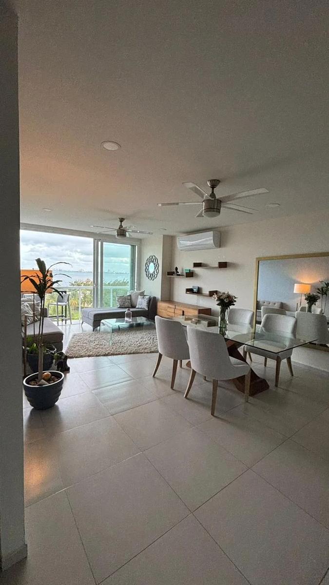 Departamento en venta, en Cancún, Quintana Roo, 2 recámaras, 2 baños — Departamento en Venta en Puerta del Mar, Amara Beachfront Condos, Cancún (foto 3)