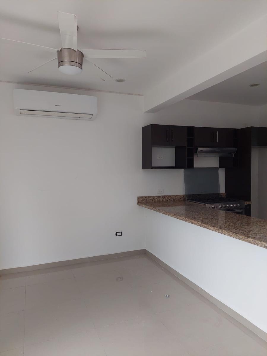 Casa en renta, en Cancún, Quintana Roo, 3 recámaras, 2 baños — Casa en Renta en Residencial Arbolada, Cancún (foto 2)
