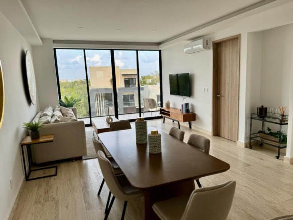 Departamento en venta, en Cancún, Quintana Roo, 2 recámaras, 2 baños — Departamento en Venta en Altea, Vía Cumbres, Cancún (foto 3)