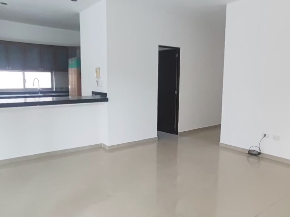 Departamento en venta, en Cancún, Quintana Roo, 3 recámaras, 2 baños — Departamento en Venta en Colegios, Cancún (foto 4)