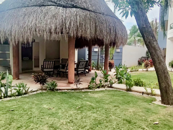 Departamento en venta, en Cancún, Quintana Roo, 3 recámaras, 2 baños — Departamento en Venta en Colegios, Cancún (foto 3)