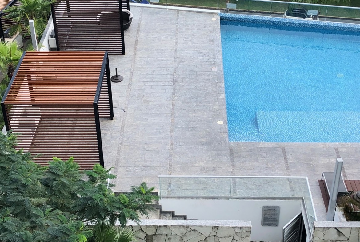 Departamento en venta, en Cancún, Quintana Roo, 2 recámaras, 2 baños — Departamento en Venta en Malecón Américas, Torre Cartagena, Cancún (foto 2)