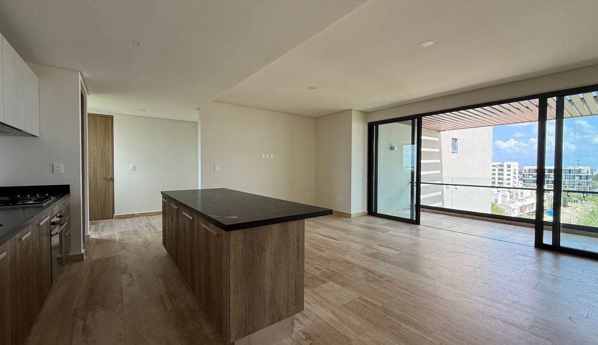 Departamento en venta, en Cancún, Quintana Roo, 2 recámaras, 2 baños — Departamento en Venta en Arbolada Towers, Residencial Arbolada, Cancún (foto 4)