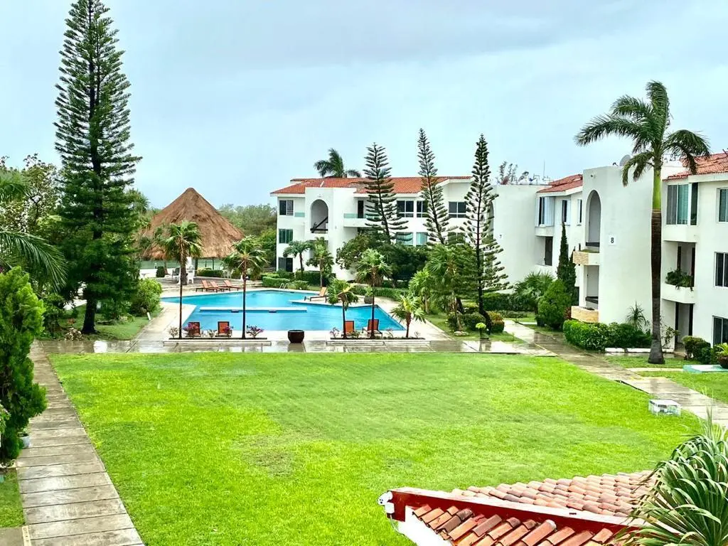 Departamento en venta, en Cancún, Quintana Roo, 2 recámaras, 2 baños — Departamento Amueblado en Venta en Playa Linda, Cancún, 2 Rec (foto 3)