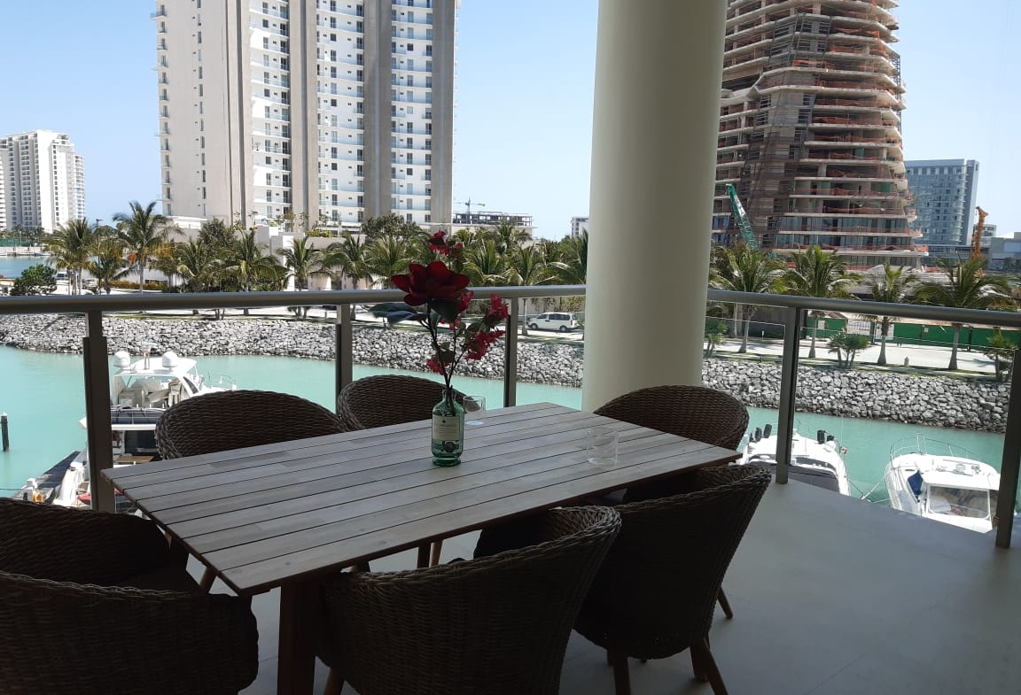 Departamento en venta, en Cancún, Quintana Roo, 2 recámaras, 2 baños — Departamento en Venta en Maioris Puerto Cancún | 177 m² (foto 2)