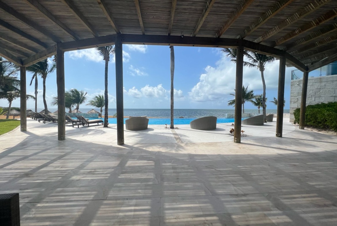 Departamento en venta, en Cancún, Quintana Roo, 2 recámaras, 2 baños — Penthouse en Venta en Residencial Península, Zona Hotelera Cancún | 210 m² (foto 3)