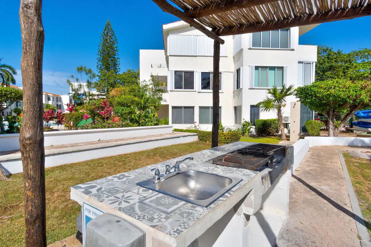 Departamento en renta, en Cancún, Quintana Roo, 3 recámaras, 2 baños — Departamento en Renta en Zona Hotelera, Cancún (foto 3)
