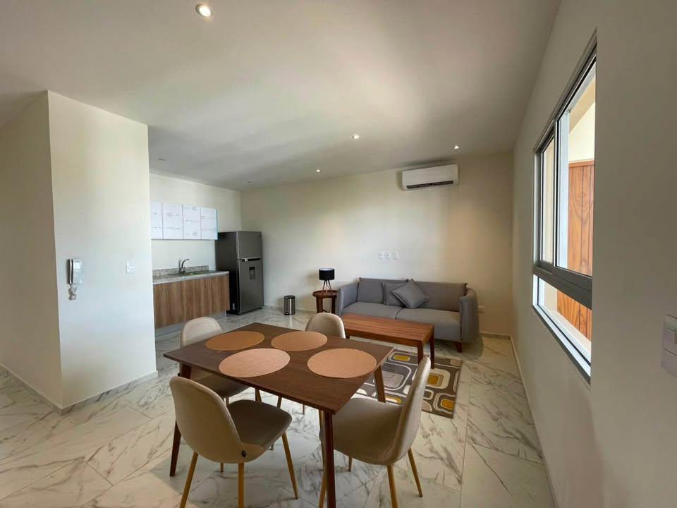 Departamento en renta, en Cancún, Quintana Roo, 2 recámaras, 2 baños — Departamento en Renta en Arbolada, Cancún (foto 3)