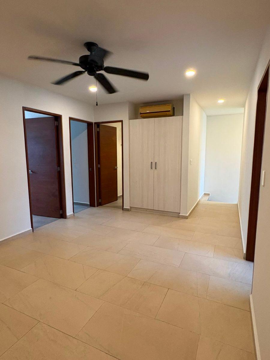 Casa en renta, en Cancún, Quintana Roo, 3 recámaras, 3 baños — Casa en Renta en Aqua Residencial, Cancún (foto 2)