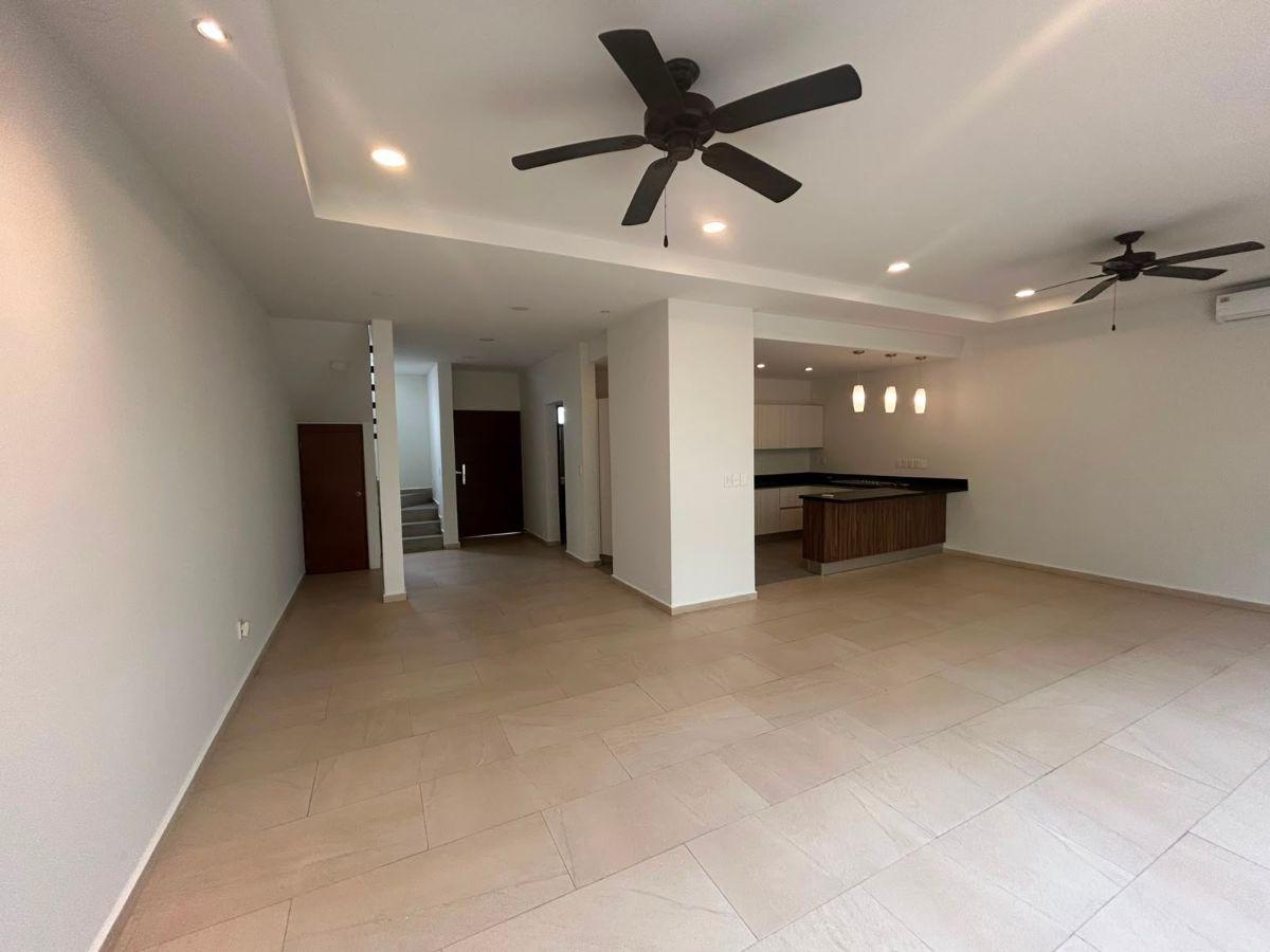 Casa en renta, en Cancún, Quintana Roo, 3 recámaras, 3 baños — Casa en Renta en Aqua Residencial, Cancún (foto 4)