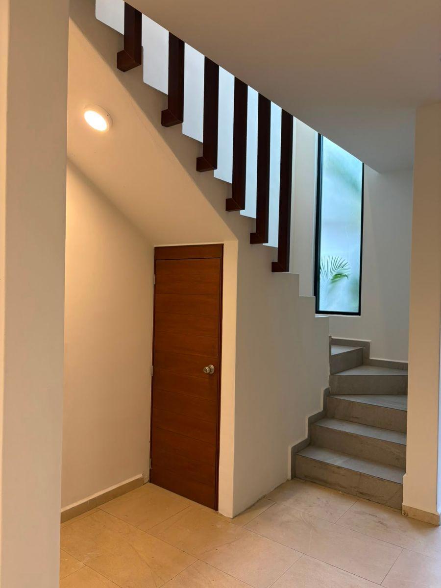 Casa en renta, en Cancún, Quintana Roo, 3 recámaras, 3 baños — Casa en Renta en Aqua Residencial, Cancún (foto 3)