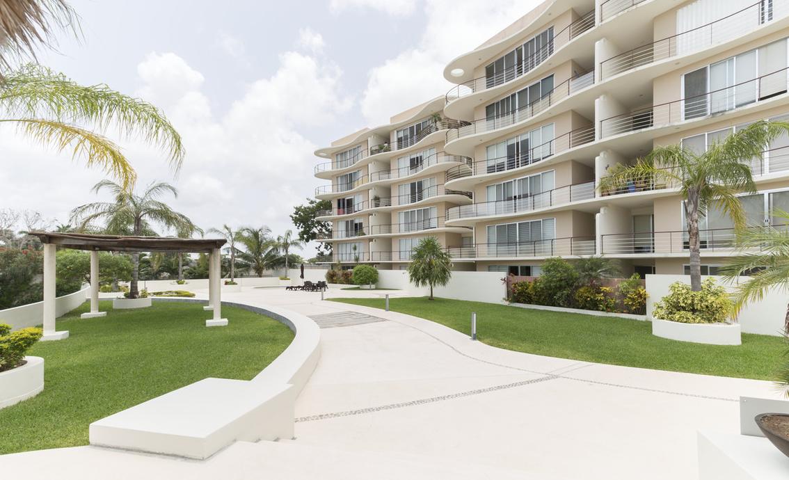 Departamento en renta, en Cancún, Quintana Roo, 3 recámaras, 3 baños — Departamento en Renta en Residencial Cumbres, Cancún (foto 2)