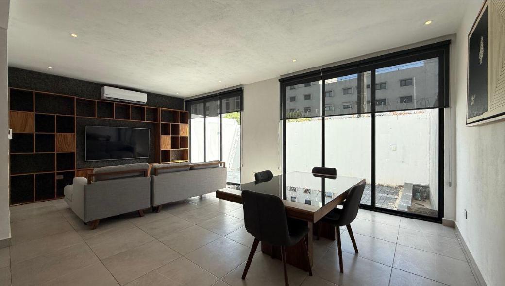 Casa en renta, en Cancún, Quintana Roo, 3 recámaras, 3 baños — Casa en Renta en Residencial Arbolada, Cancún