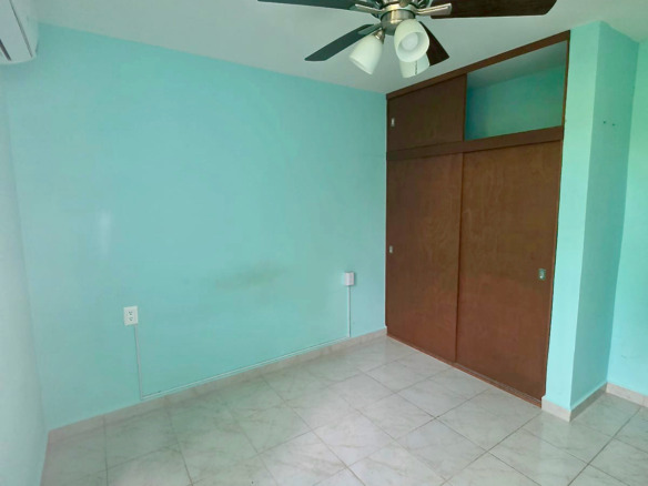 Departamento en venta, en Cancún, Quintana Roo, 3 recámaras, 1 baños — Departamento en Venta en Supermanzana 29, Cancún (foto 3)