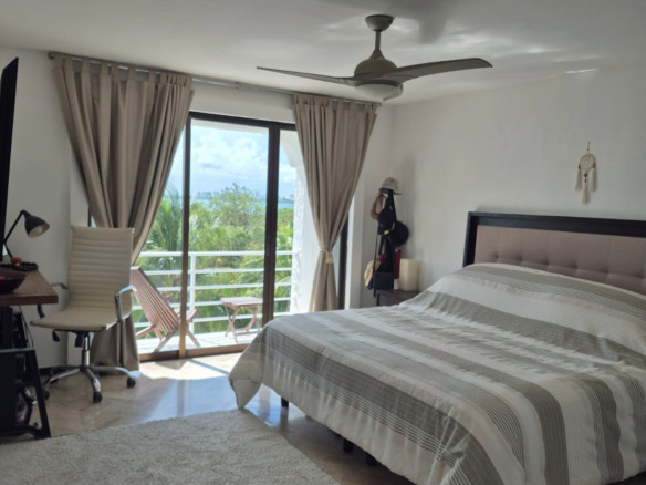 Departamento en venta, en Cancún, Quintana Roo, 2 recámaras, 2 baños — Departamento en Venta en Pok Ta Pok, Cancún (foto 4)