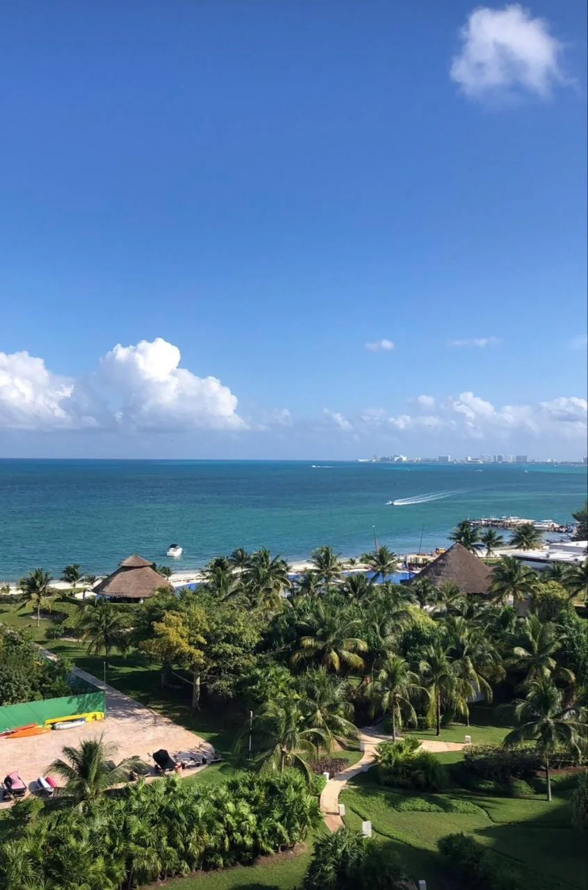 Departamento en venta, en Cancún, Quintana Roo, 2 recámaras, 2 baños — Departamento en Venta en Amara Cancún, Puerto Juárez