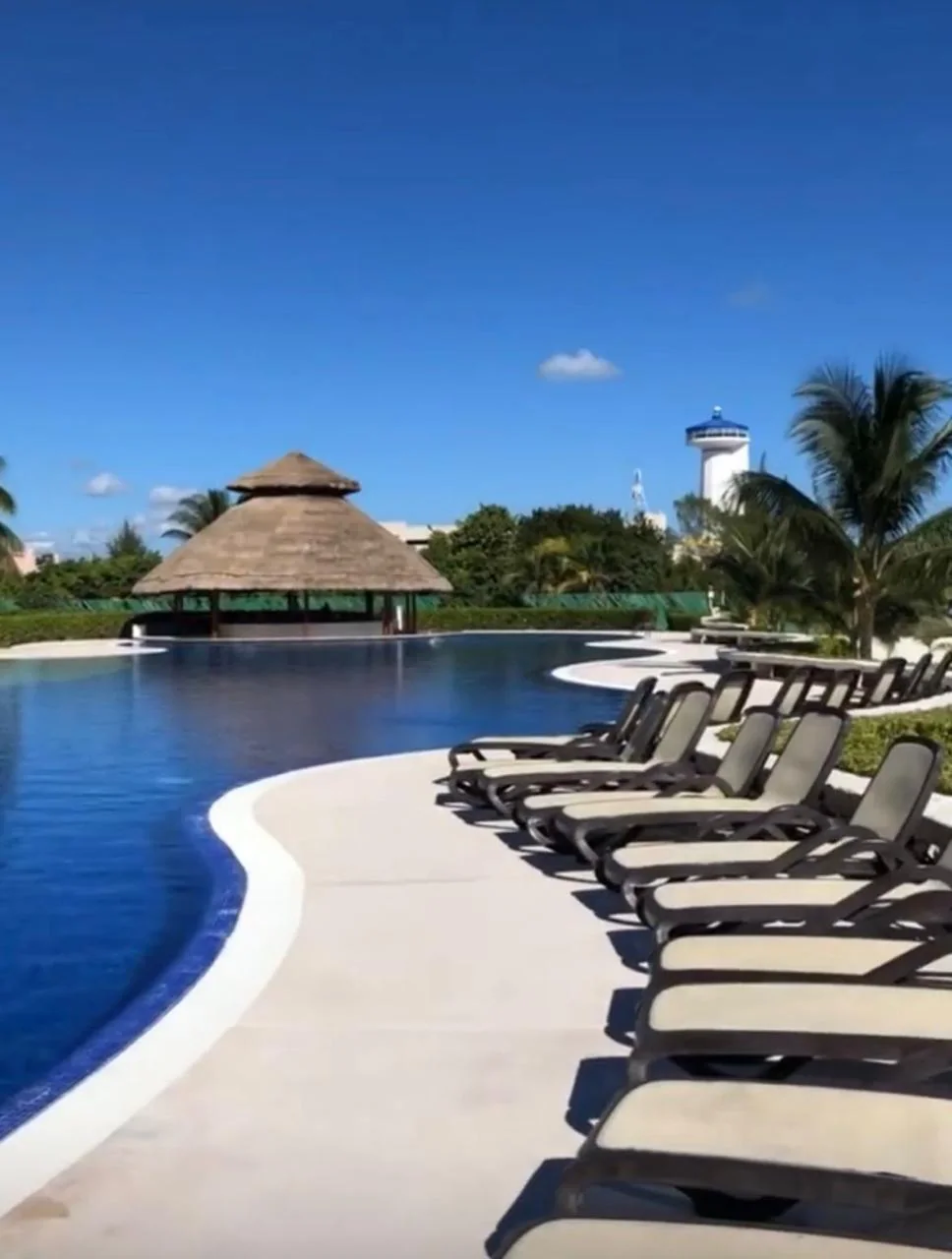 Departamento en venta, en Cancún, Quintana Roo, 2 recámaras, 2 baños — Departamento en Venta en Amara Cancún, Puerto Juárez (foto 2)