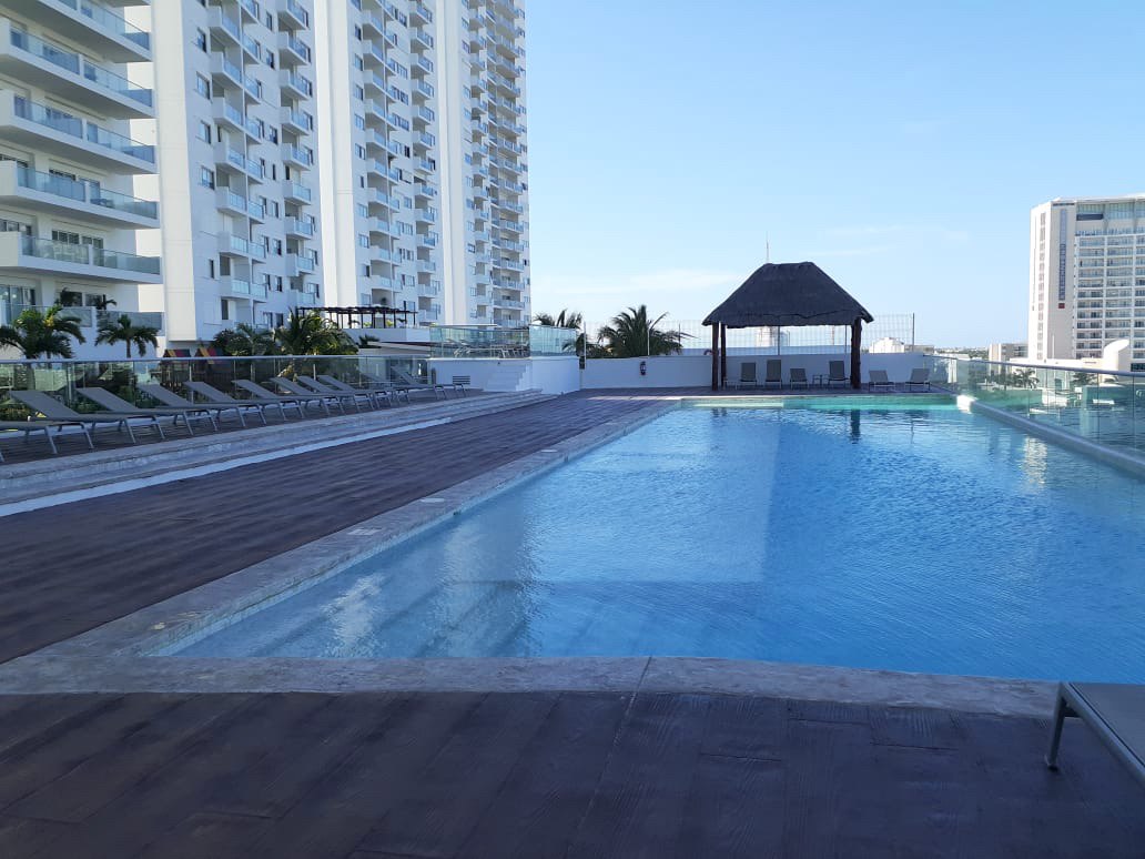 Departamento en renta, en Cancún, Quintana Roo, 2 recámaras, 2 baños — Departamento en Renta en Malecón Américas, Torre Cartagena, Piso 12, Cancún (foto 3)