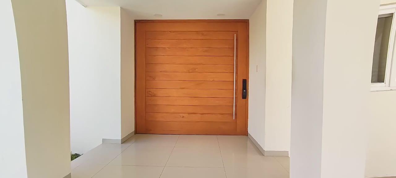 Casa en renta, en Cancún, Quintana Roo, 3 recámaras, 3 baños — Residencia en Renta en Residencial Cumbres, Cancún | 400 m² con Alberca (foto 4)
